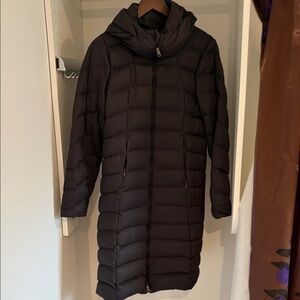 Patagonia Women's Dark Puffer Jacket